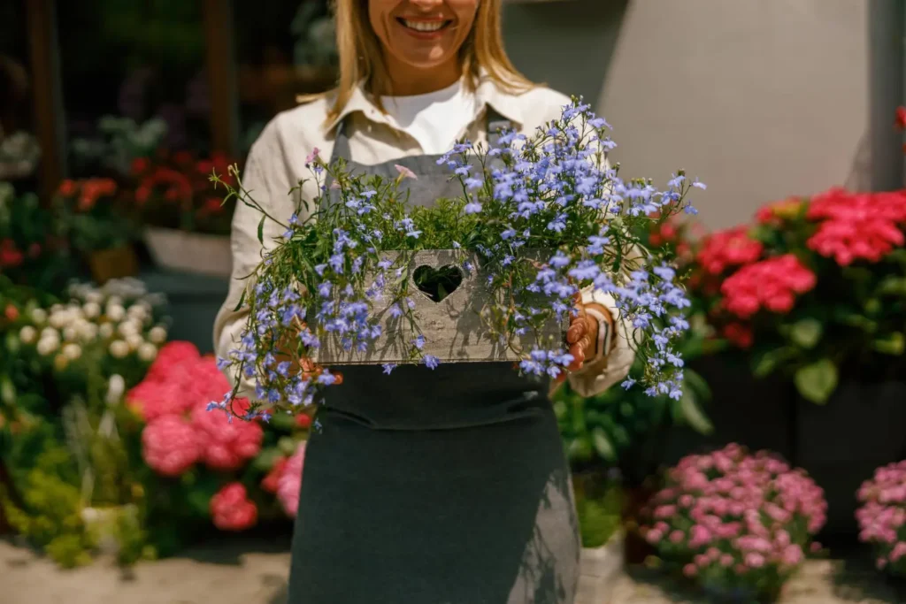 How To Become A Florist